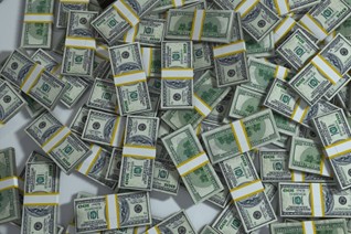 Banques « éthiques et alternatives » contre les banques commerciales